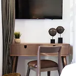 Villa Rua - Stylish Luxury, Tranquil Location In Legian, Walk To Beach
